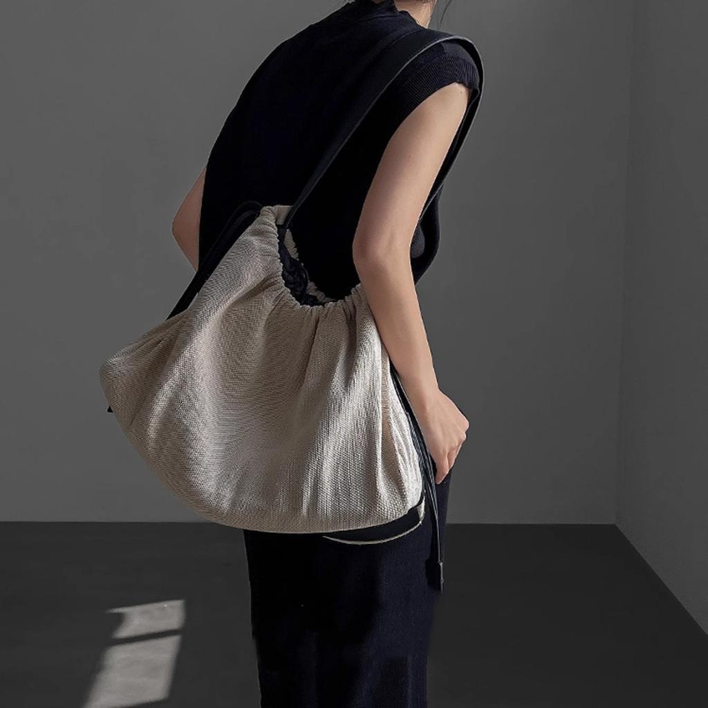 Leisure Women's Canvas Tote Bag Lightweight Large Capacity Travel One Shoulder Crossbody Bags Temperament Commuter Handbags