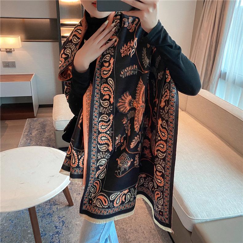400g Retro Ethnic Bluebird Scarf: Women's Winter Warm Neck Warmer, High-End Imitation Cashmere Shawl.