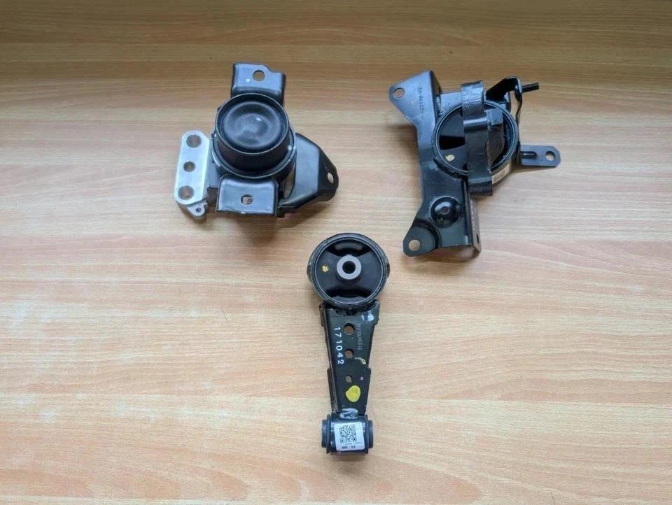 Engine Mount Set Fit For Suzuki Ertiga Automatic Transmission 2018-2022
