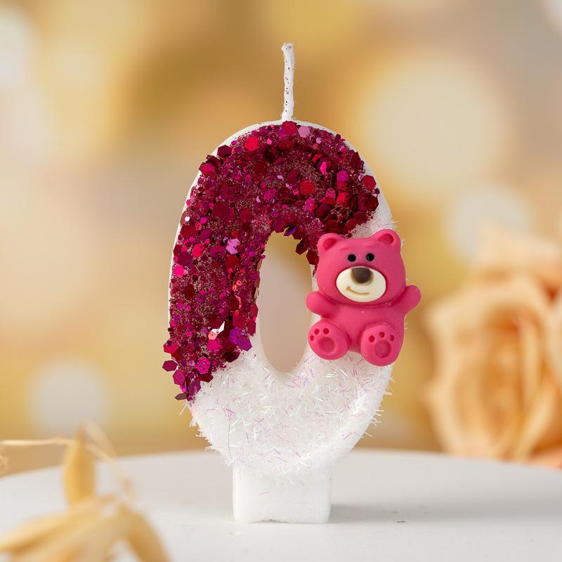 

Милая свеча в виде Клубничного Медведя, свеча-цифра, креативная свеча для торта на день рождения с цветным блоком, супер блестящая праздничная свеча 0