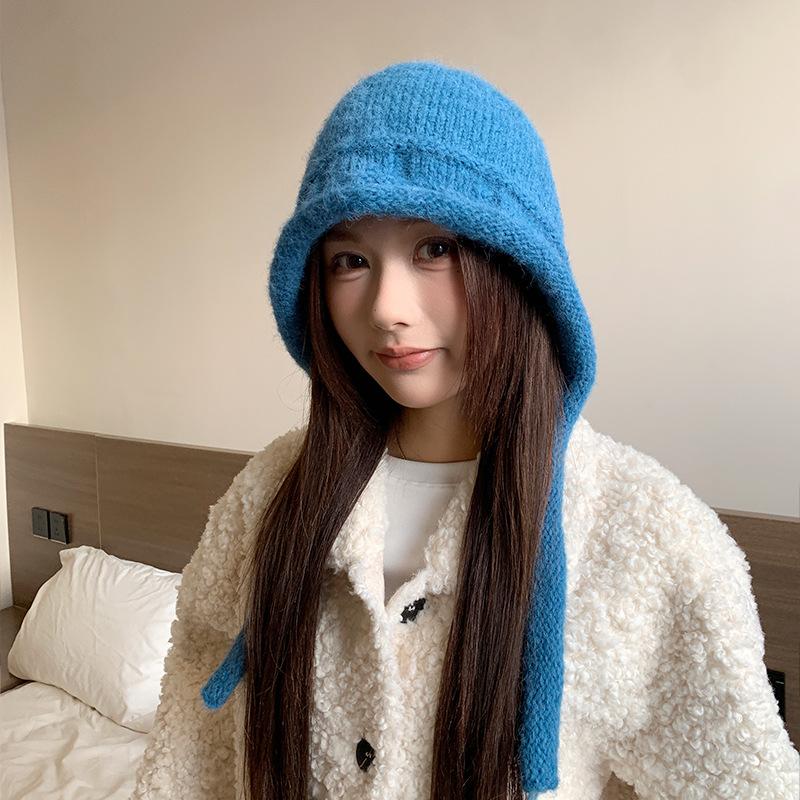 

Rafa women s blue knitted ear-protecting hat with straps, suitable for outdoor cycling in winter, versatile and warm woolen hat 52-60CM
