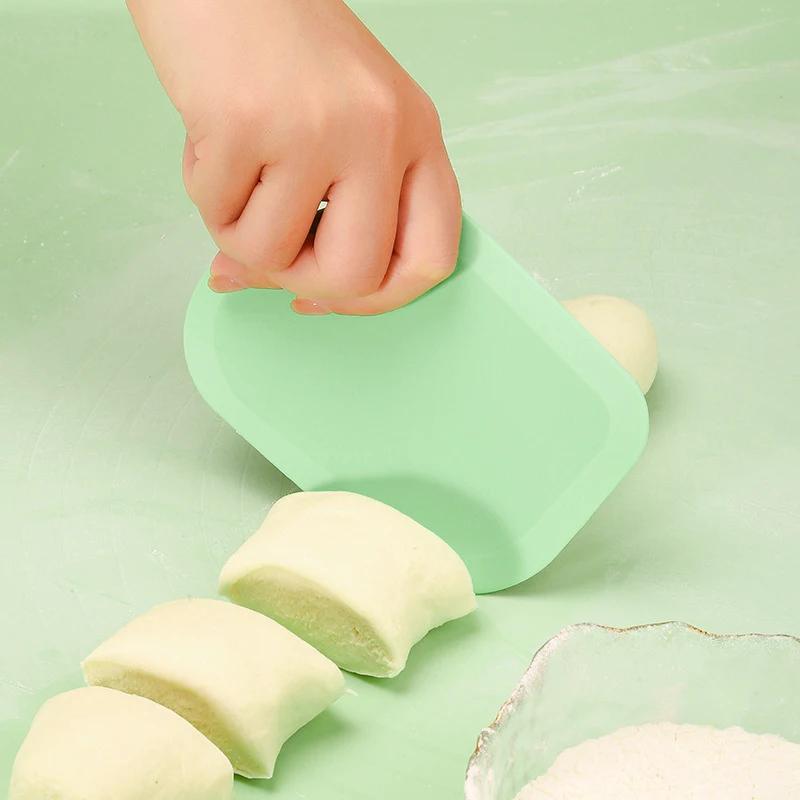 Dough Scraper For Baking Dough Pizza Cutter Pastry Slicer Blade Kitchen Gadgets Silicone Dough Slicer Kitchen Tools
