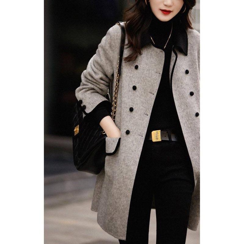 2024 Autumn/Winter Double-Faced Wool Coat: Crisp Collar and Contrast Color Design