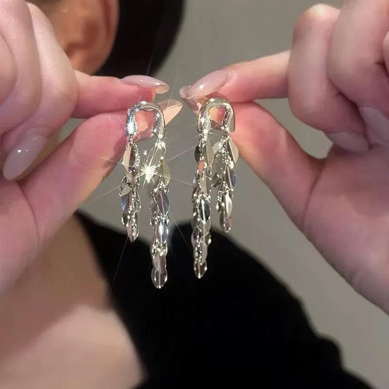 

2025 новые серьги-кисточки в виде пшеничного колоса с новым листом, серьги класса люкс, нишевые серьги с темпераментом