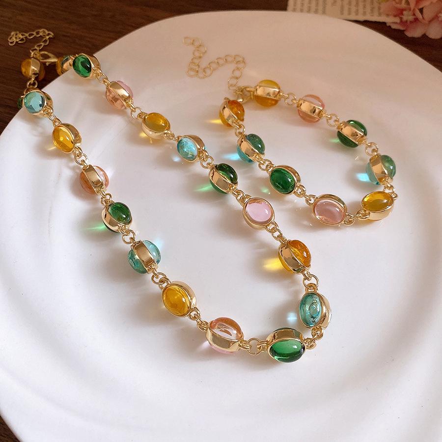 Vintage-Style Colorful Zircon Beaded Necklace - Retro Fashionable Light Luxury Collarbone Chain