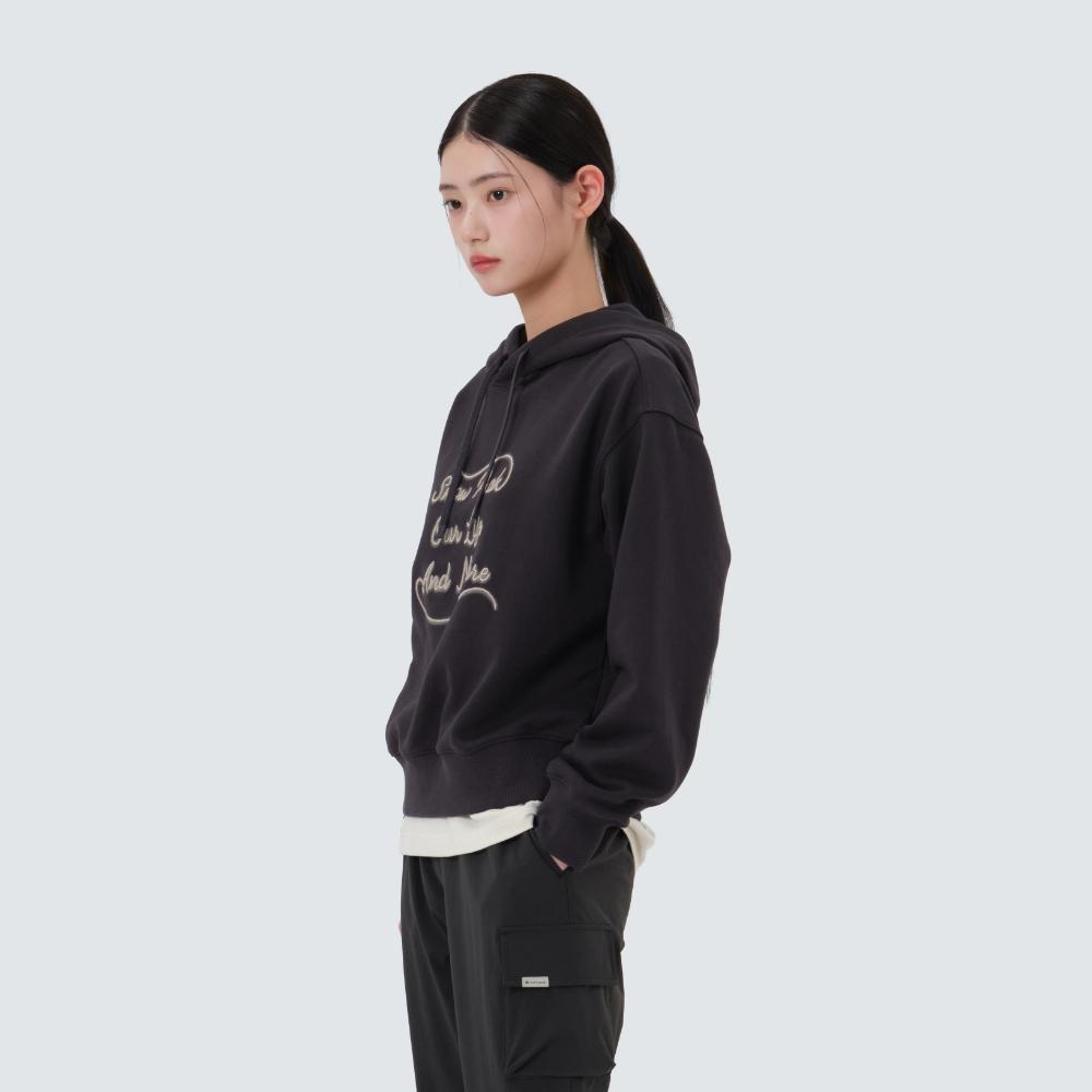 [Snowpeak] Women s Lettering Semi-Crop Hooded T-shirt Dark Charcoal (S25FWFHD63) 85(S)