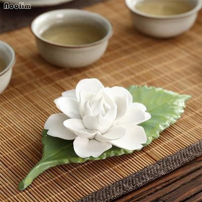 Tea Pets Keramik-Blumenornament, weiße Lotuslilie, Räucherstäbchenhalter, Räuchergefäß, Heimdekoration