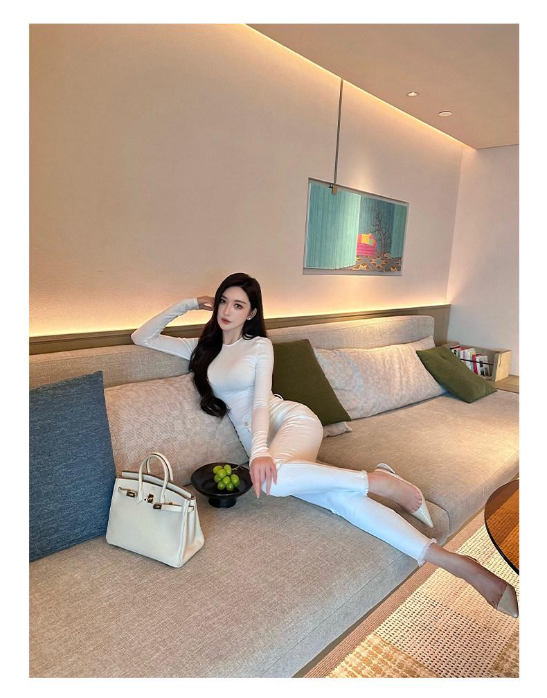 Shanxi Women's 4-Color Versatile Knit T-Shirt: Elastic, Soft, Long-Sleeved, Round Neck Top for Autumn/Winter Wear.