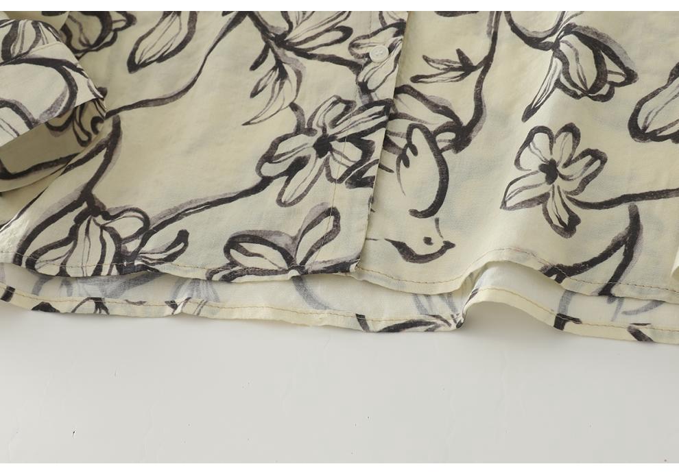 Autumn 2025 Floral Retro Style V-Neck Cotton Linen Shirt - Artistic Ink Painting, Age-Reducing, Plus Size Casual Top