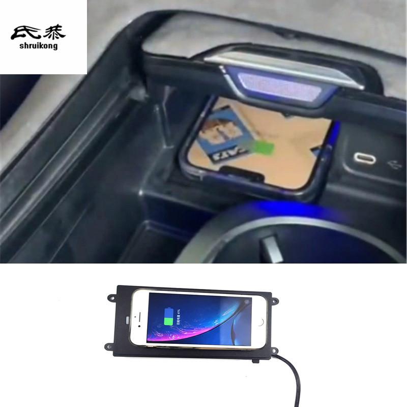 1Set ABS Plastic 15W Fast Charging Car Wireless Charger Phone Holder For 2021 2022 Mercedes Benz C200 C260 C300 W206