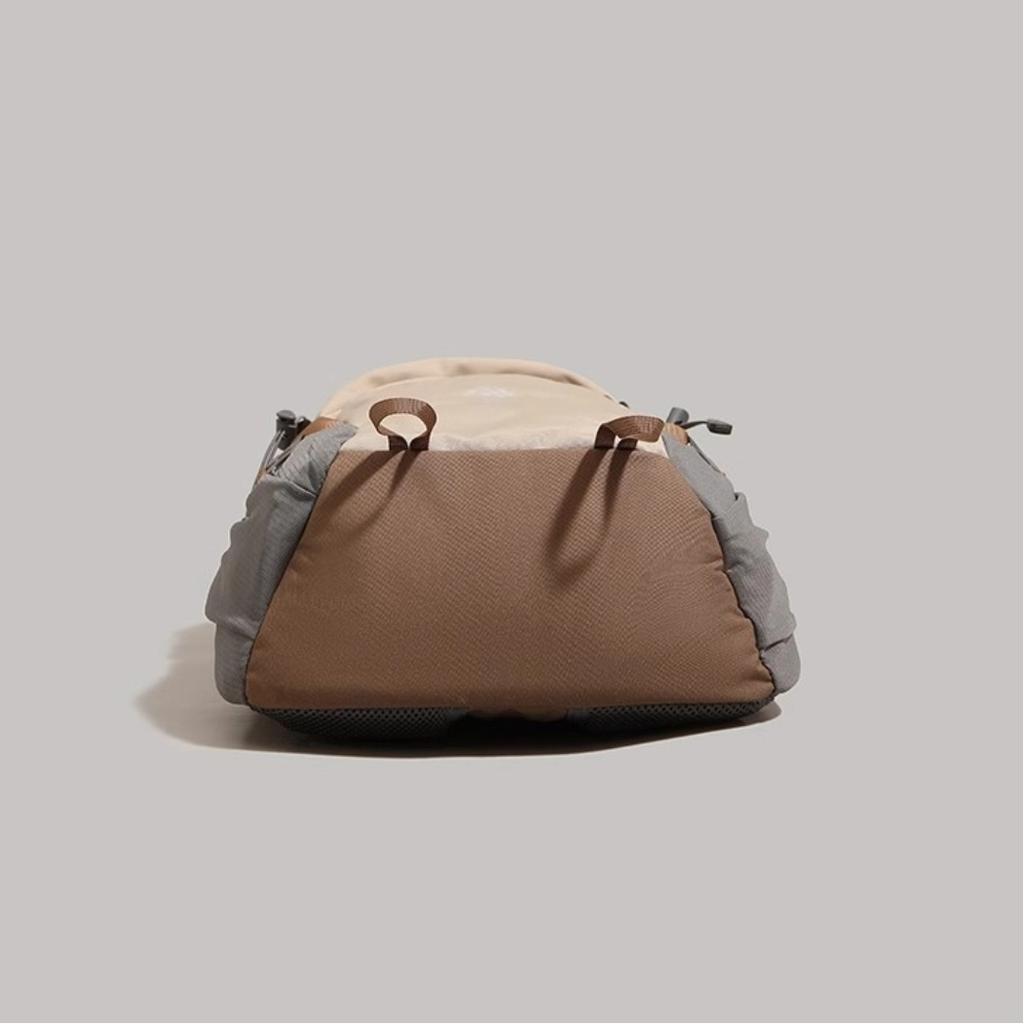 Outdoor Hiking Backpack Unisex Large Capacity Lightweight Sports Travel Backpack