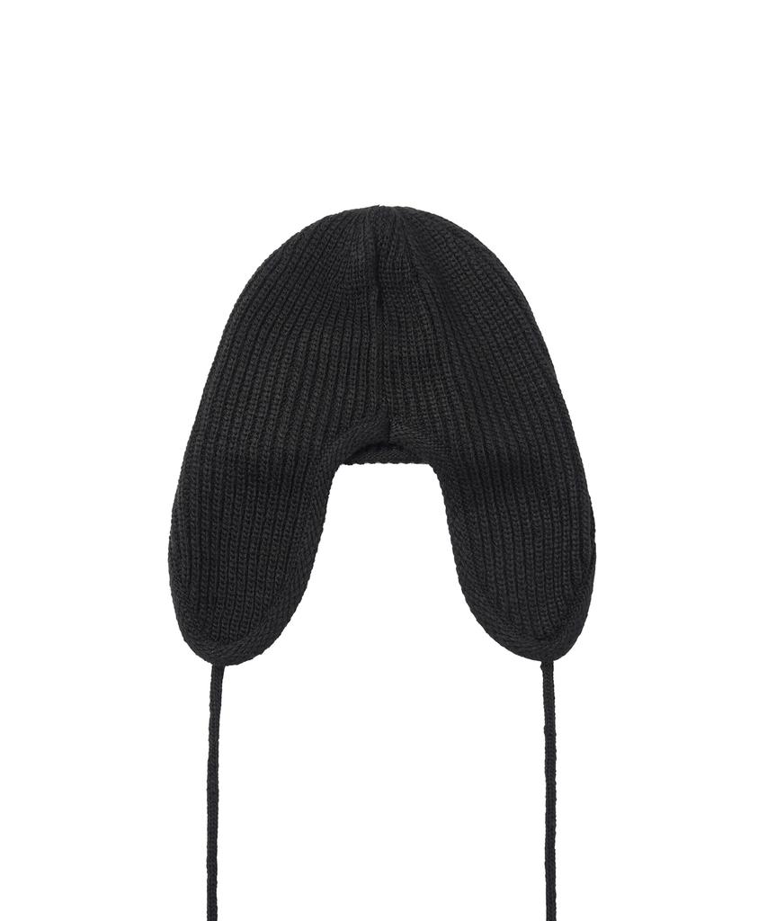 Opeunyadeu(Owai) Metal O Logo Earflap Beanie - Black