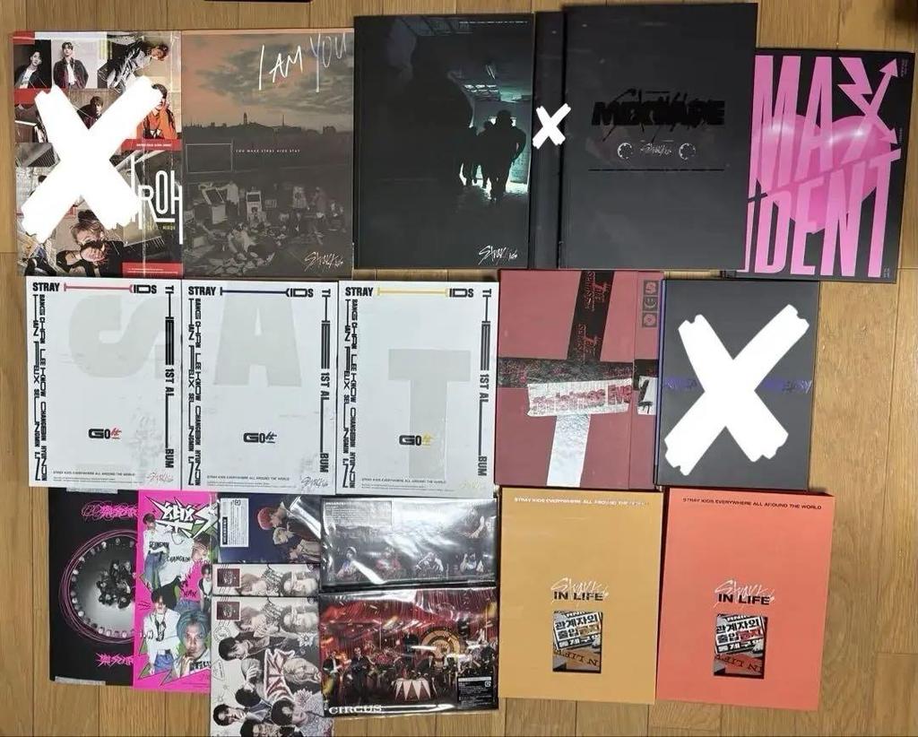 [USED] Stray Kids Album Bundle