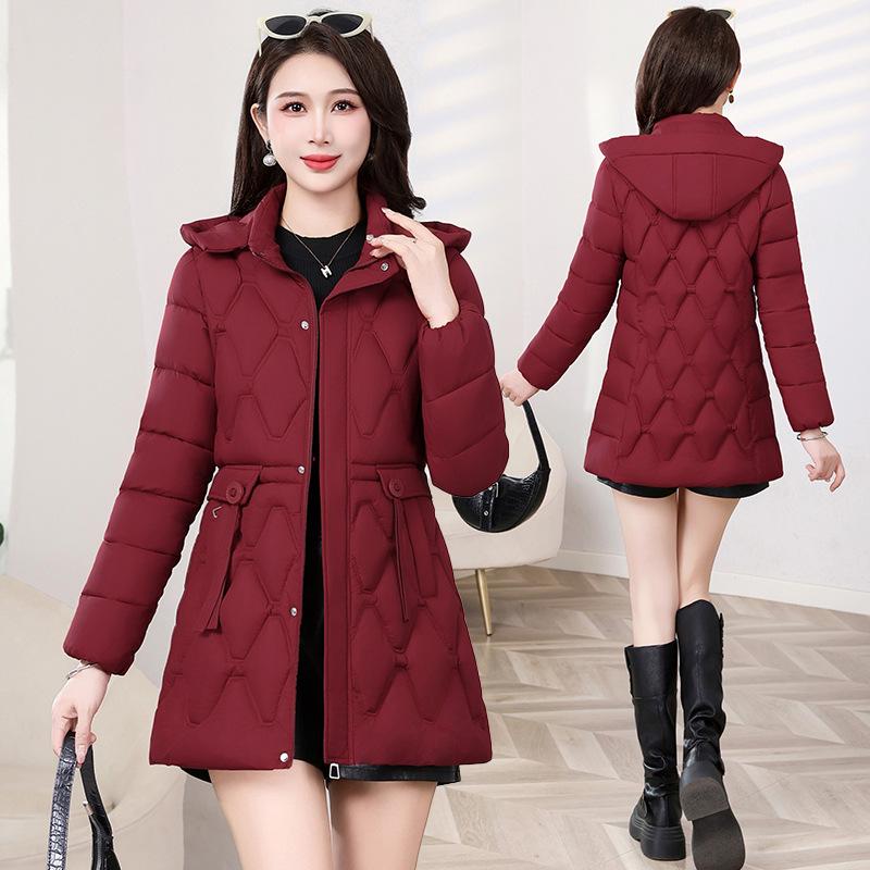 

Женское зимнее пальто средней длины, приталенное, с капюшоном, на хлопковой подкладке 2025 - Модная, теплая, универсальная верхняя одежда 2XL красный