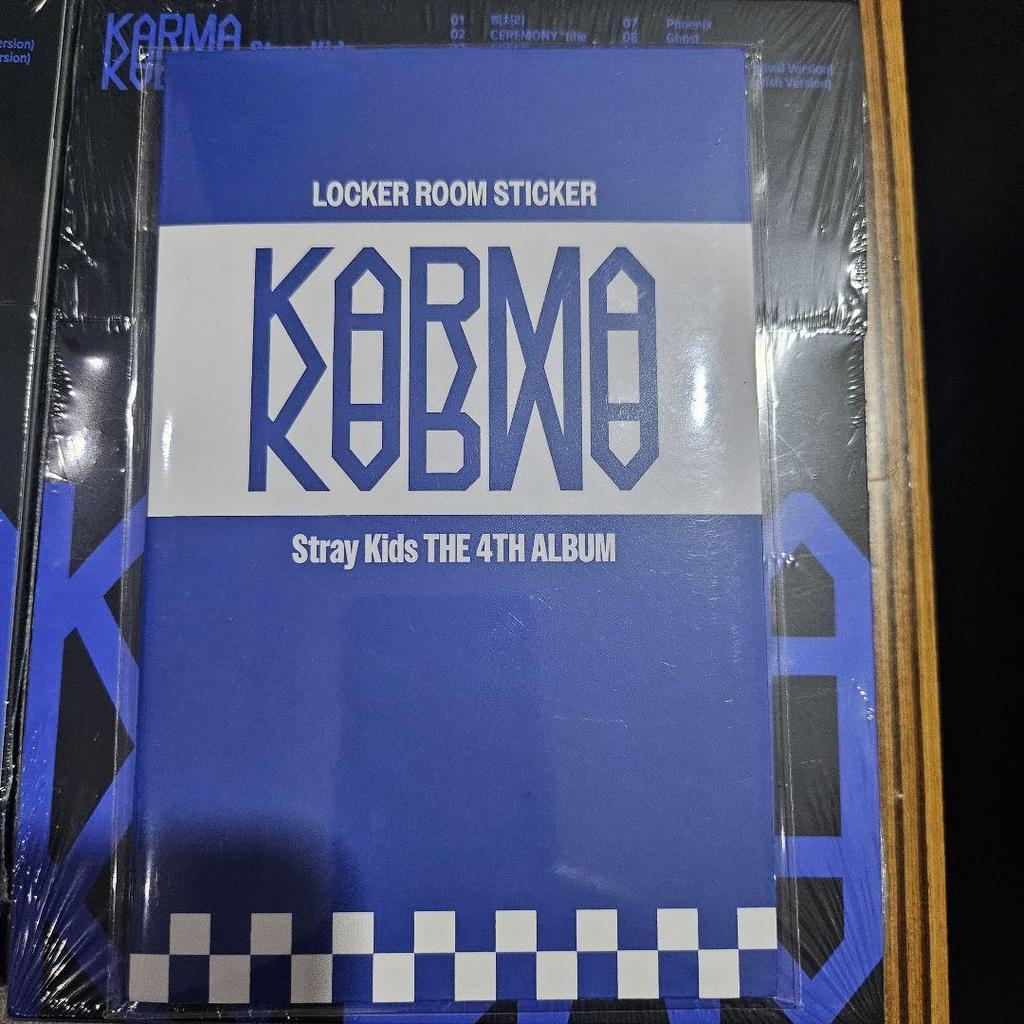 [USED] Hyunjin Karma Pop-Up Stray Kids Locker Sticker