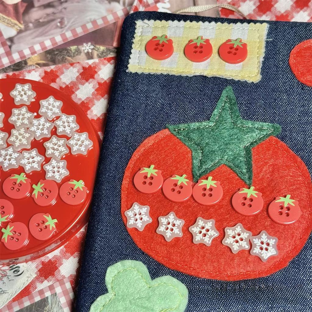 10ks Roztomilé kreslené rajče sněhová vločka Plastové knoflíky Dětský kabát Cardigan Knoflík DIY Dekor Dívka Dětské oblečení Šicí doplňky