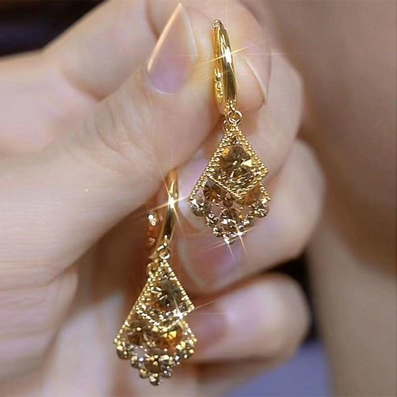 

Women s coffee color geometric double layer diamond earrings коричневый