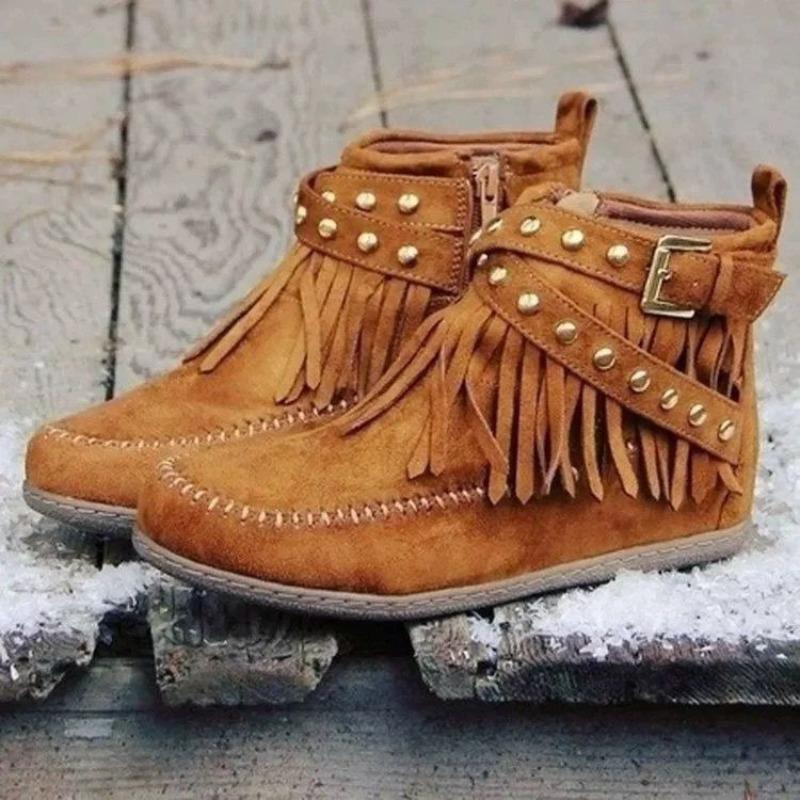 Autumn and winter new short fringed Martin boots women's large size belt buckle side zipper round head flat bottom short boots