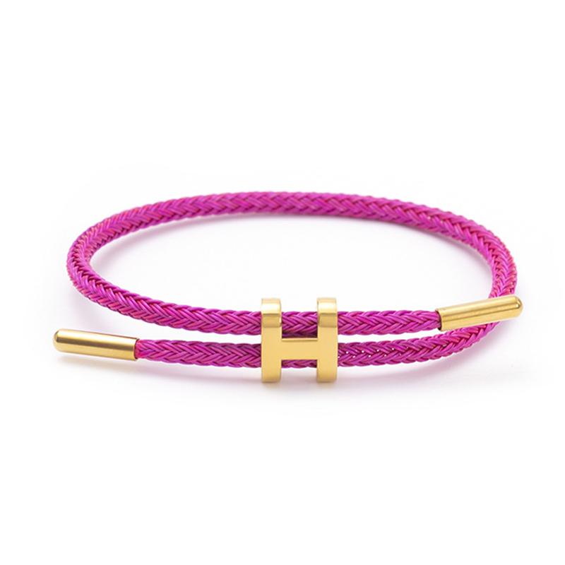 

Модный регулируемый браслет из титановой стали, водонепроницаемый и защищенный от пота, не выцветает, проволока из нержавеющей стали