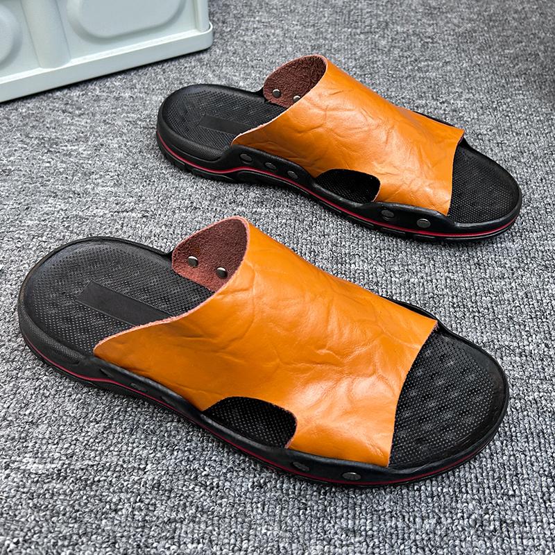 Mens Sandals Summer Comfortable Mens Slippers Leather Beach Shoes Anti Slip Walking Shoes for Men Outdoor Leisure Soft