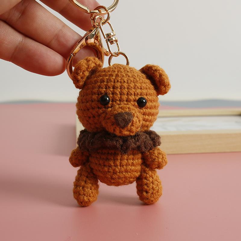 Mignon Petit Ours Poupée Porte-clés Pour Cadeaux de Couple Fait à la Main Crochet Ours Dessin Animé Porte-clés Tricot Animal Poupée Accessoires Personnalisés brown