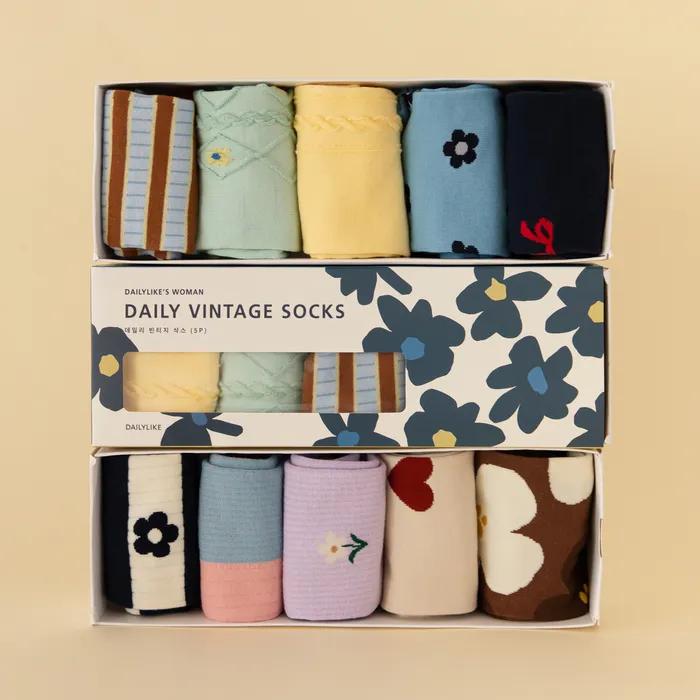 Daily Vintage Women's Socks 5-Piece Set - 06 Fall In Love (Gift Set/Women's Socks) + Free Shopping Bag