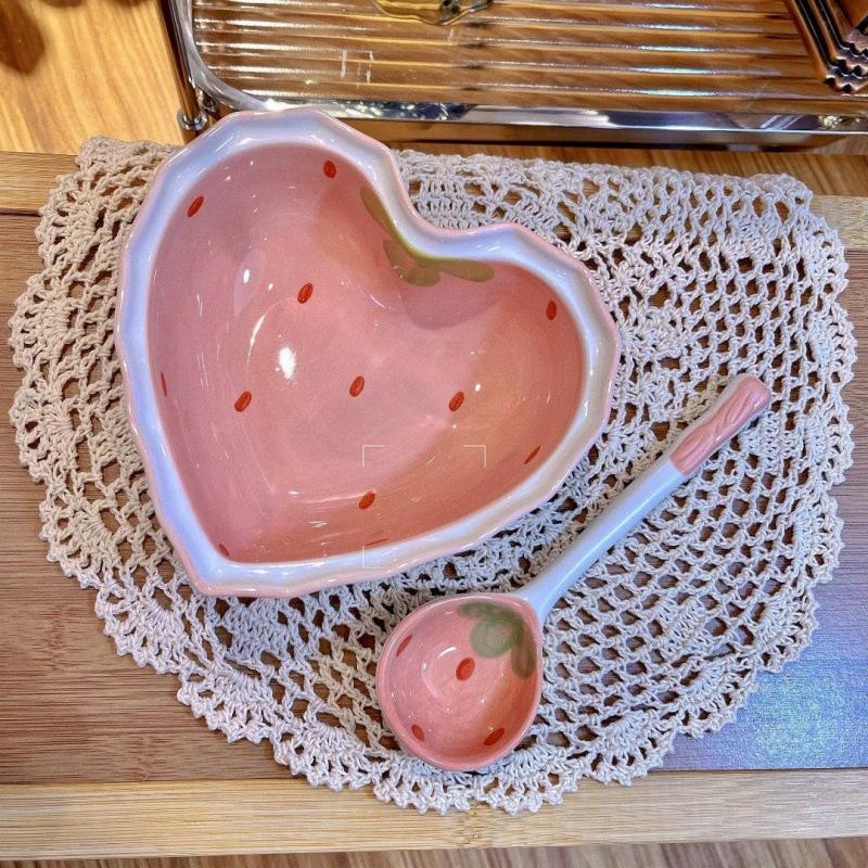 

Чаши и ложки для лапши быстрого приготовления с клубникой Креативная керамика Миска для лапши быстрого приготовления с защитой от ожогов Симпатичная миска с клубникой Красивая миска