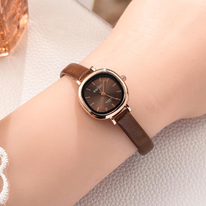 Dámské hodinky s koženým řemínkem Vintage náramkové hodinky pro ženy jako dárky k narozeninám jako suvenýr