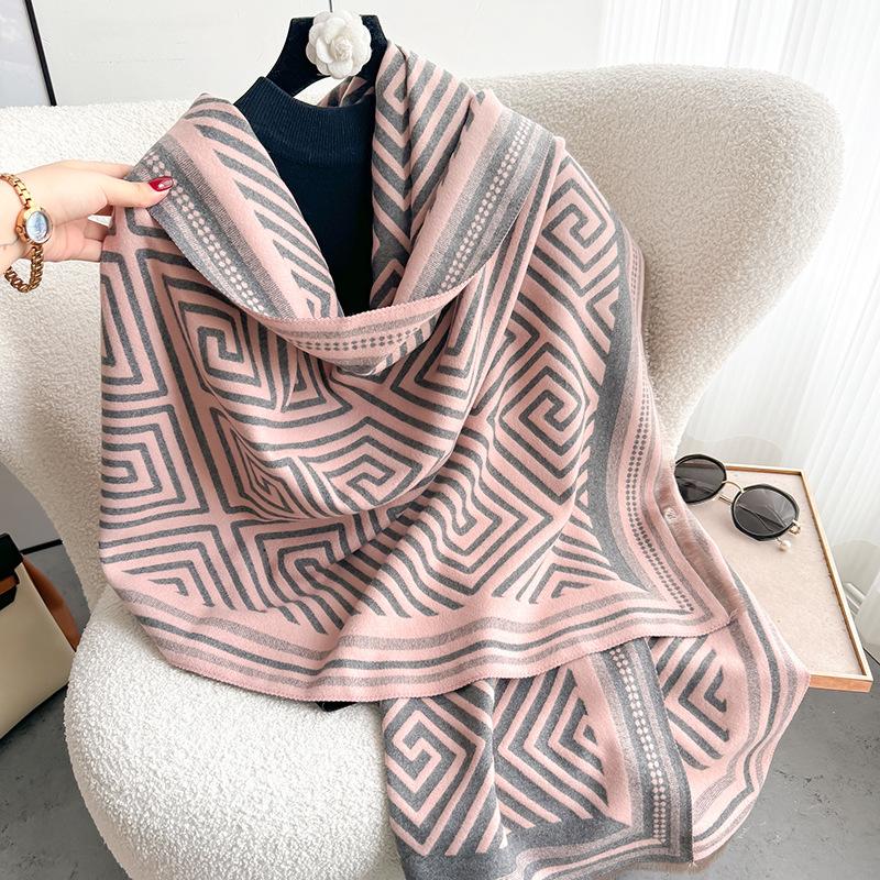 

Лабиринт Полосатый Имитация Кашемира Шарф Женский Модный Теплый Универсальный Шарф Осень и Зима Утолщенная Премиальная Одежда 196