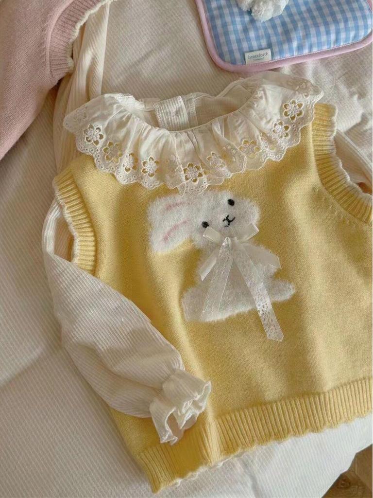 2025 Spring Korean Girls' Knitted Cake Embroidery Vest - Toddler Fashion