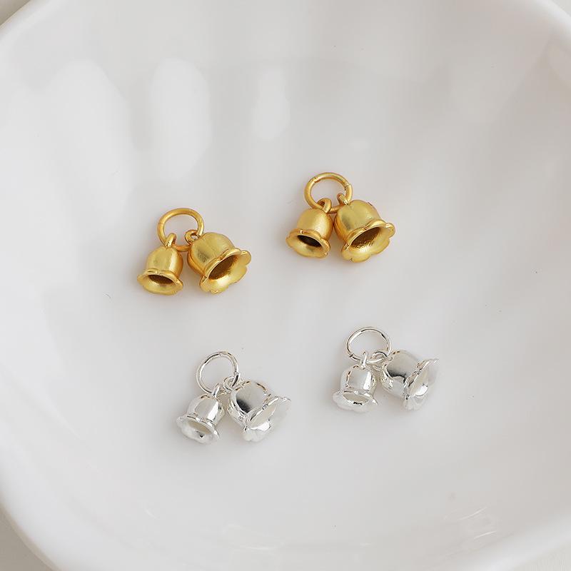 Gold-Plated Retro Lily of the Valley Pendant Bracelet with Tassel Charm