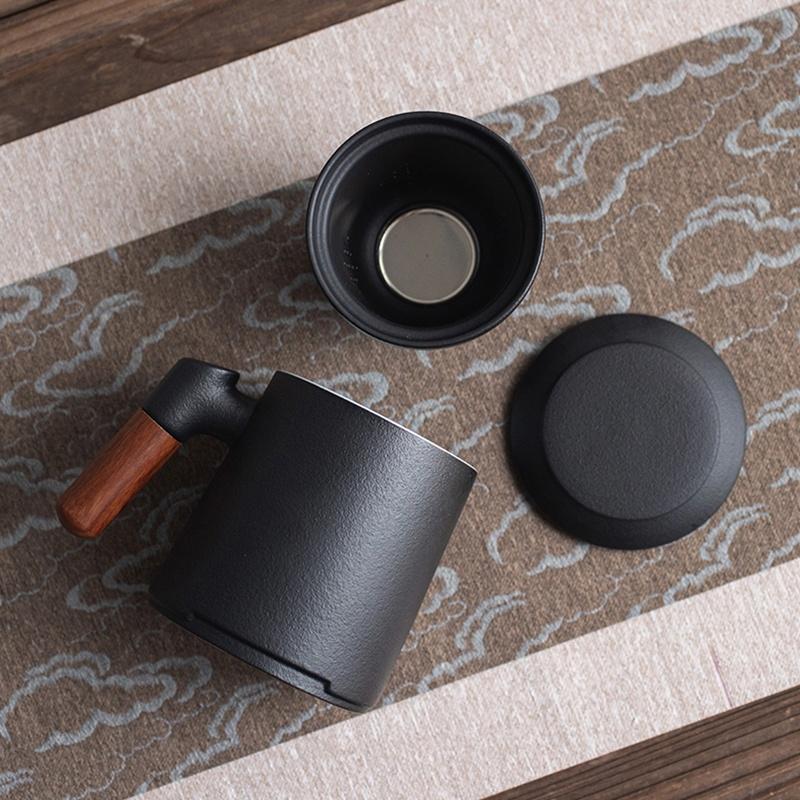 420ml Ceramic Mug with Wooden Handle Tea Water Separation with Lid Office Filter Mug