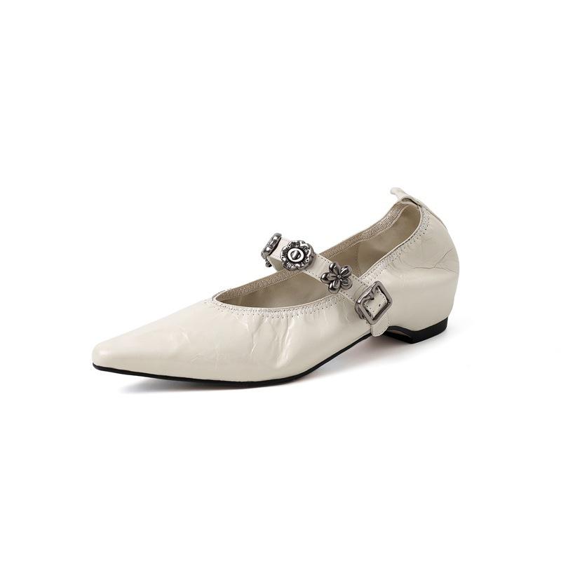 Retro Xiaoxiangfeng Is Beautiful, with Skirts, Comfortable and Soft Leather, Not Tired, and the Inner Feet Increase In Height. Mary Jane Single Shoes