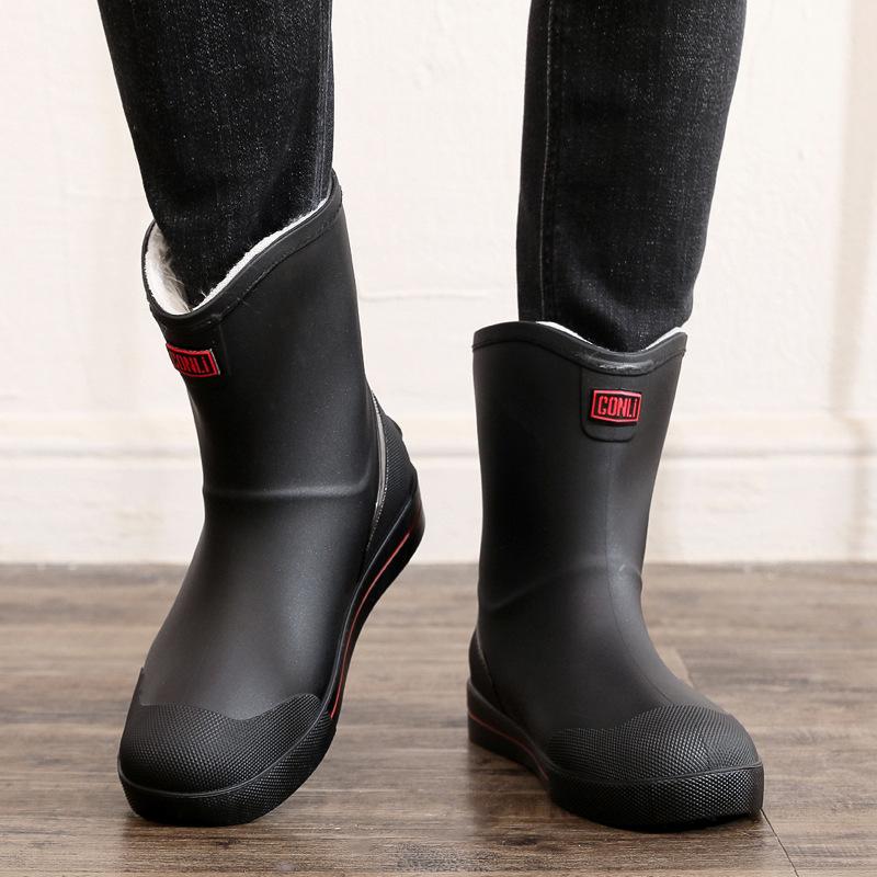 Short tube men's rain shoes non-slip waterproof fashion rain boots fleece warm rubber shoes kitchen work medium tube water shoe cover shoes