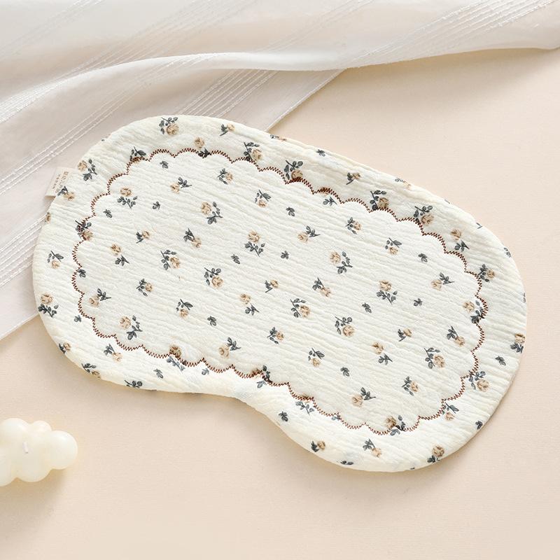 Cuscino per neonato Cuscino a forma di nuvola per neonato Tappetino per cuscino 0-6 mesi Neonato Anti-rigurgito Cotone Puro Garza Cuscino piatto Asciugamano Neonato