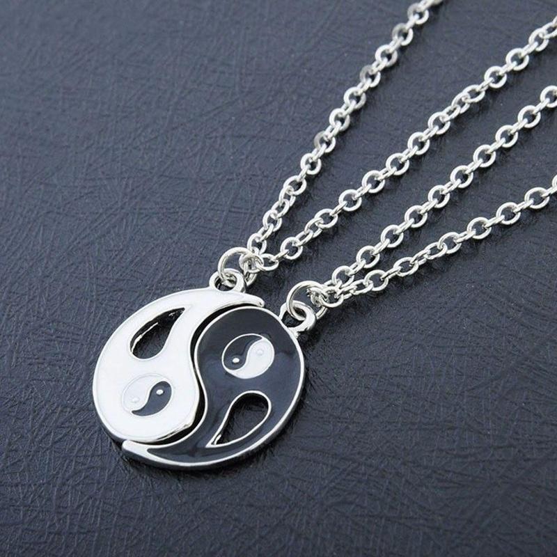 2pcs Yin Yang Charm Pendant Friend Couple Necklaces