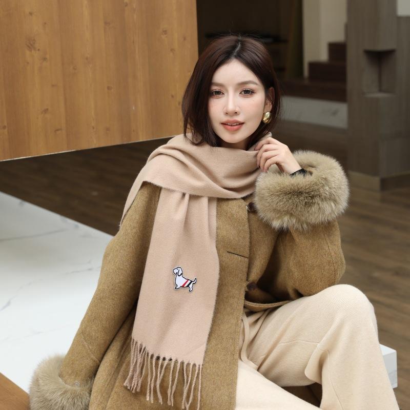 Selected Australian Wool Solid Color Scarf British Classic Unisex Couple Winter Warm Embroidered Scarf