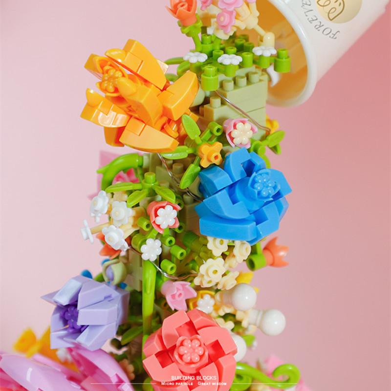 Creative Sea Of Flower Valentine's Day Rose Violet Building Block Home Decor Anime Creative Gift Toy 1095pcs