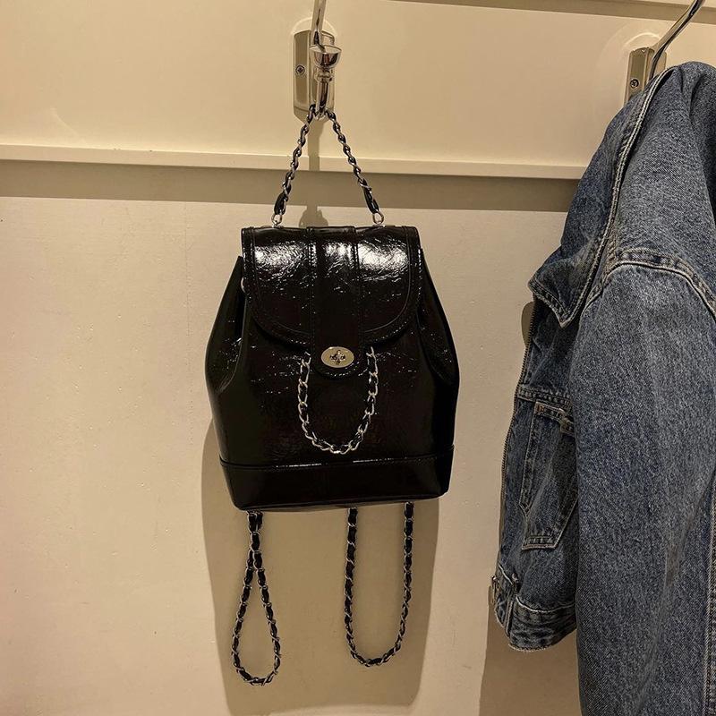 Small Xiangfeng Backpack used for Women Korean Model Ins Oil Wax Leather Compact Bag Single Shoulder Women's Bag Diamond Chain Backpack Bag