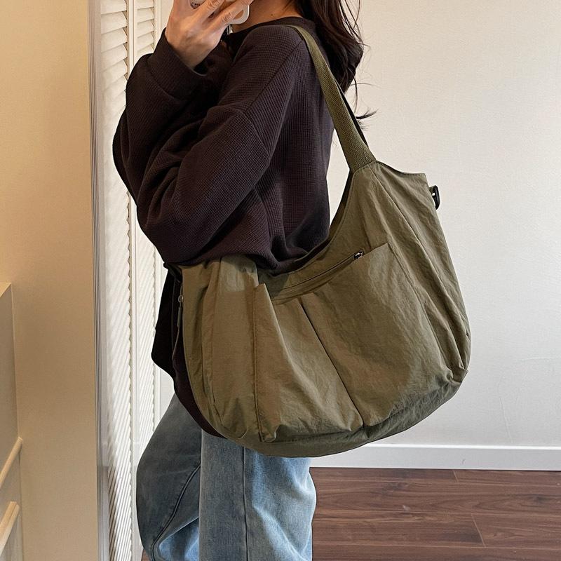 Canvas bag women's large capacity 2026 new summer versatile shoulder crossbody bag casual college student class tote bag