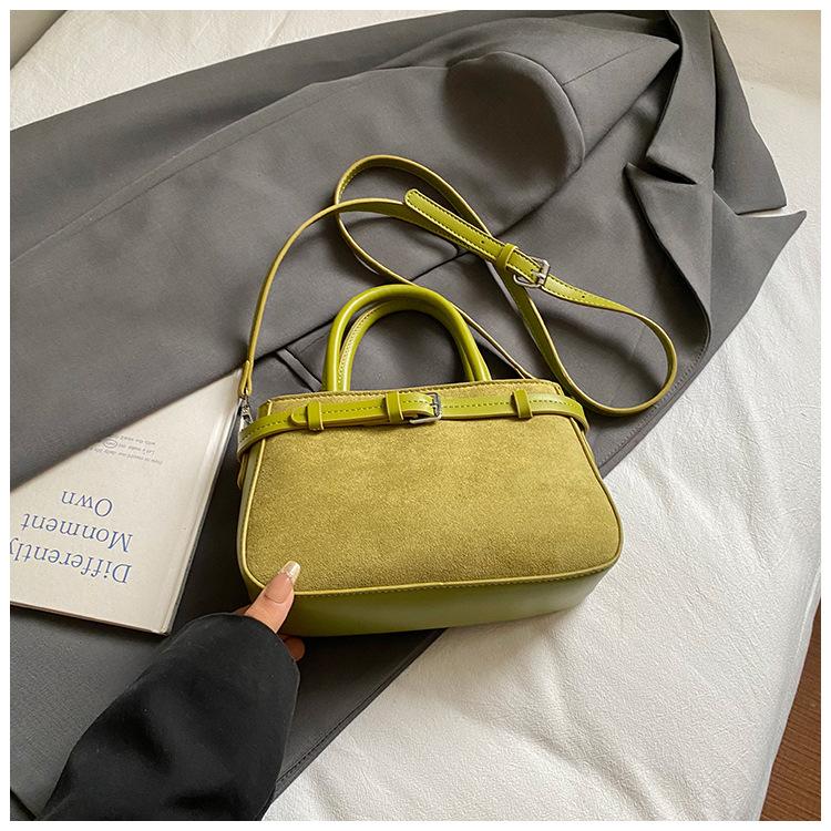 Vintage matte suede portable bucket bag women's bag 2025 new fashion high-end commuter bag shoulder messenger bag