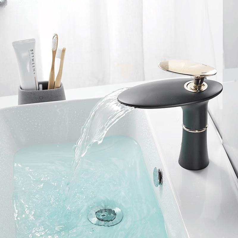 TLXT Bathroom Countertop Basin Faucet