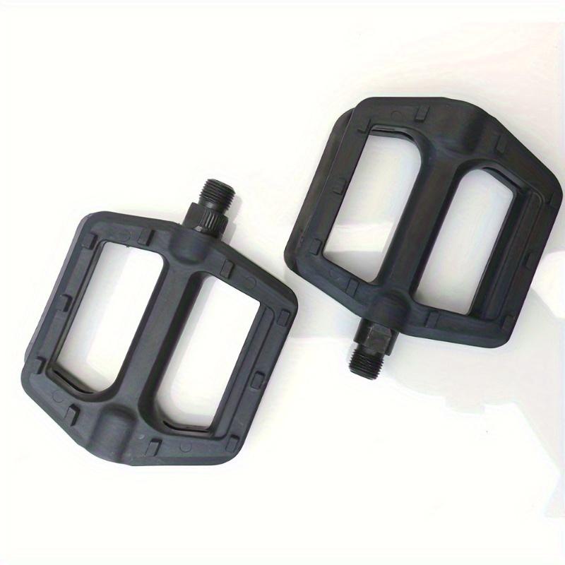 High Durability Plastic Bicycle Pedals - Quick Release, Flat Design Suitable for Mountain Bikes and Cycling Equipment