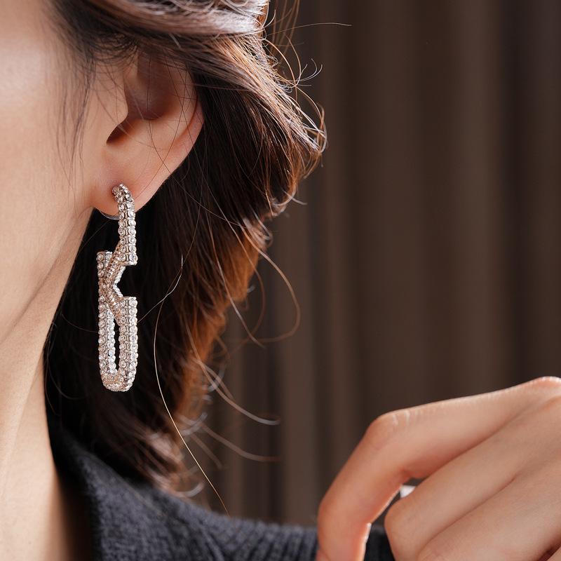 Silver Needle Diamond-Studded Letter Earrings - European & American Style, Exaggerated Cold Temperament, Stylish Luxury Studs