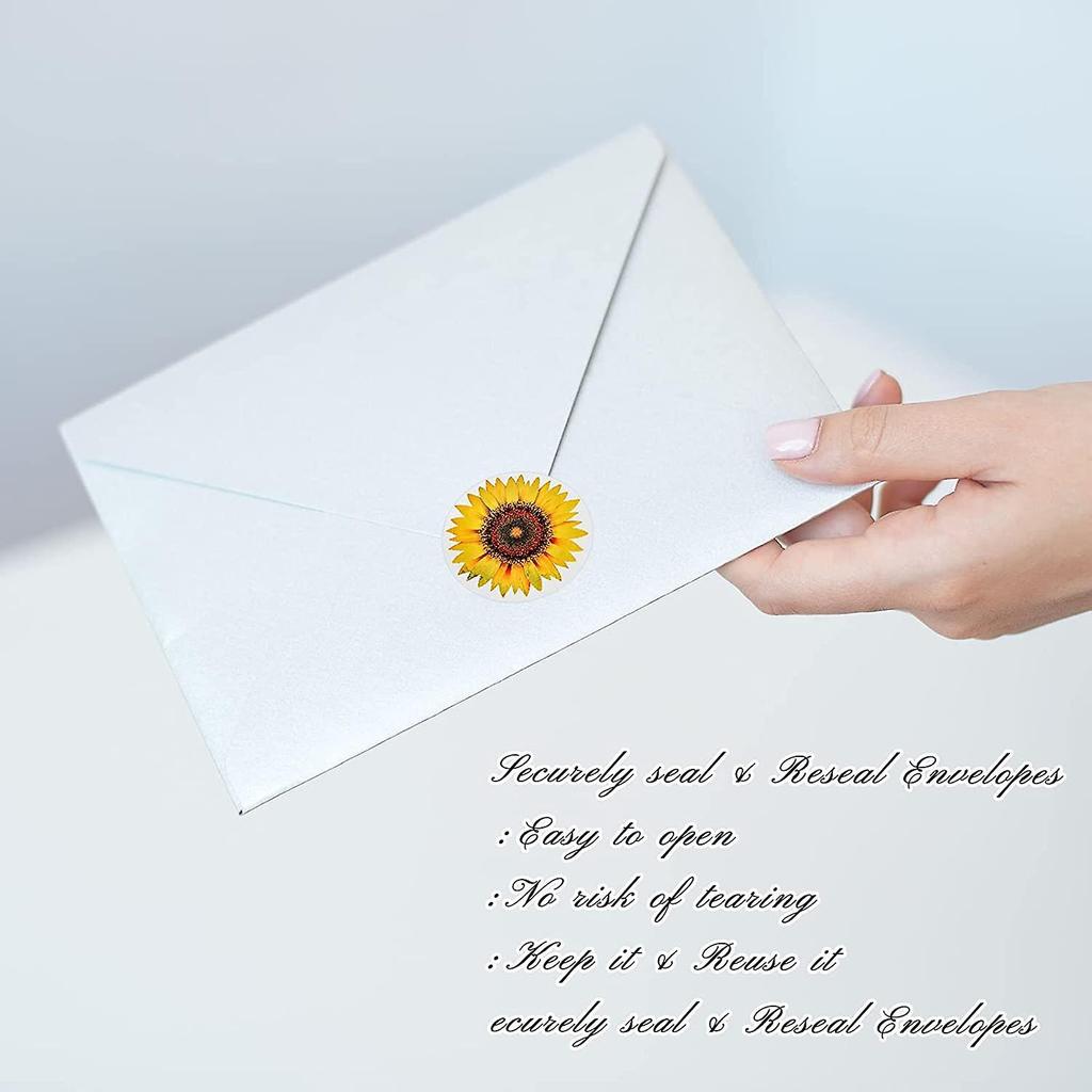 Sunflower Sticker, 1000 Pieces 1.5 Inch Sunflower Label with 8 Sunflower Pattern Sunflower Sticker Roll Self Adhesive Seal for Christmas Thanksgiving 