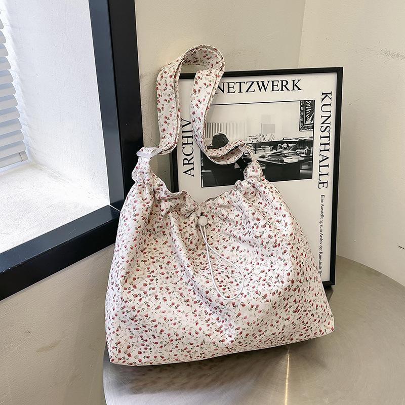 

Ленивая милая цветочная сумка легкая модная универсальная на плечо сумка-мессенджер популярная сумка-ведро one size fits all красный