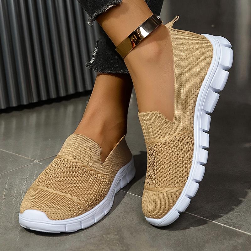Fashion Women Shoes New Lightweight Casual Sneakers Women Plus Size 36-43 Breathable Mesh Flats Woman Slip on Soft Sole Walking Shoes