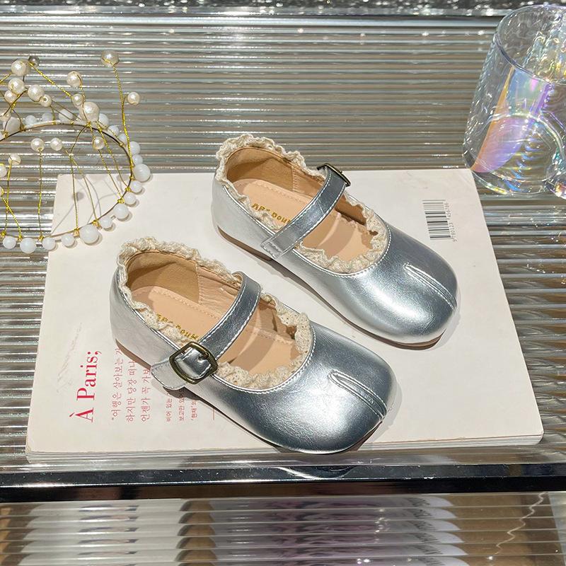 Girls' Small Leather Shoes 2025 Spring New Sweet Children's Princess Shoes Large Children False Toe Soft Sole Single Shoes