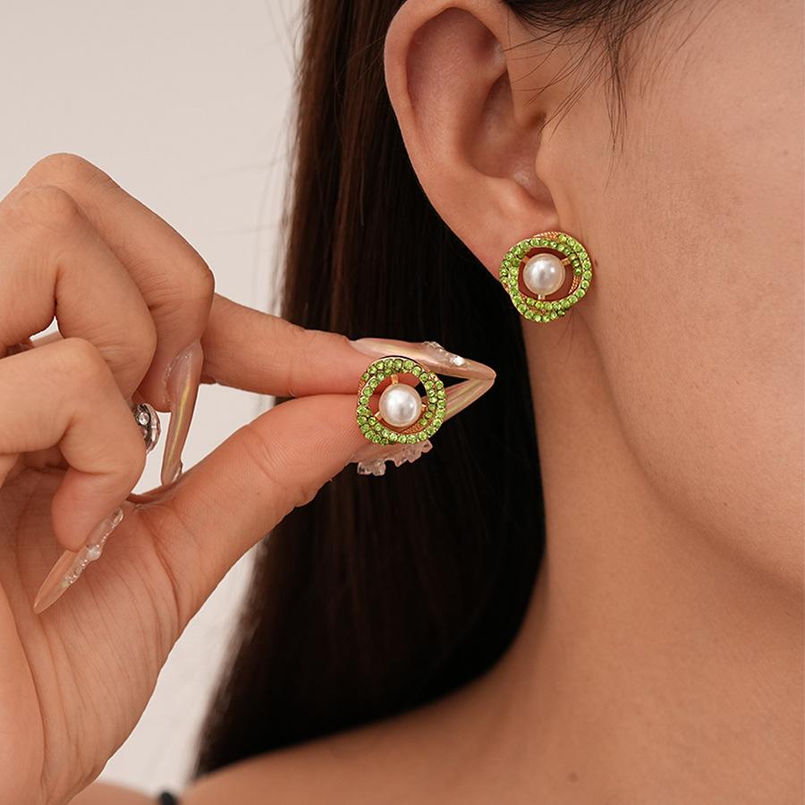 

Vintage imitation pearl with diamonds geometric fringed silver needle earrings versatile earrings