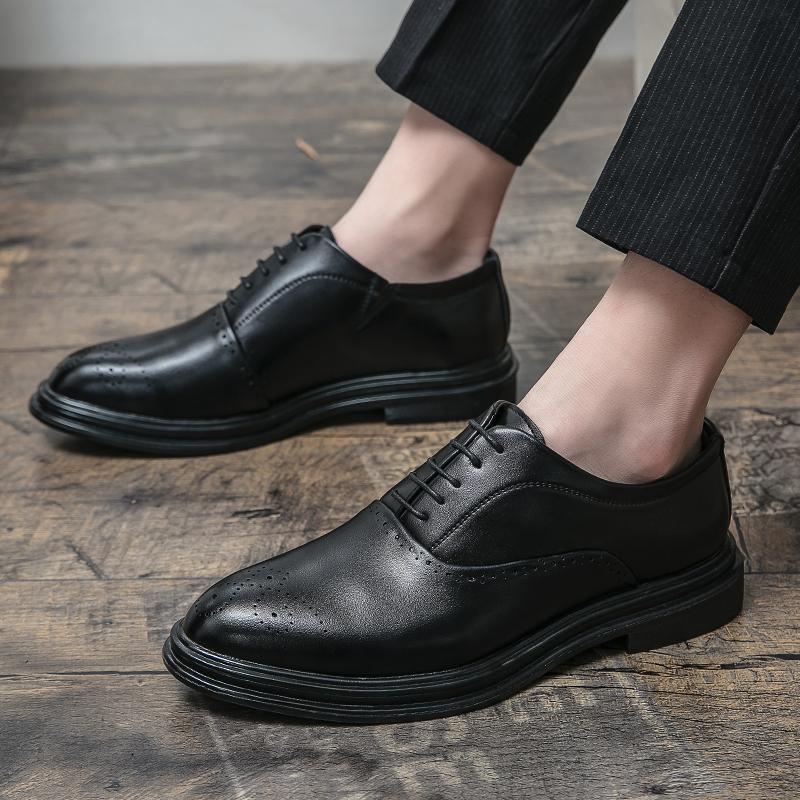 Men’s Brogues Derbys Formal Business Leather Shoes Men Retro Style Tuxedo Wedding Classic Dress Shoes Over Sized